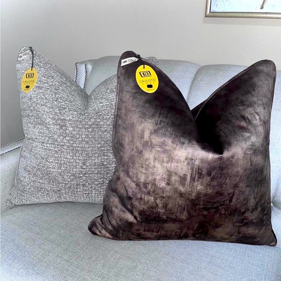 1- NWT CALLISTO HOME DECORATIVE PILLOW (Read description for details) - Picture 11 of 13